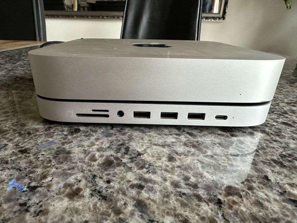 Apple Mac mini M1 2020 8GB 256GB mit Satechi Standfuss (Gebraucht) in ...