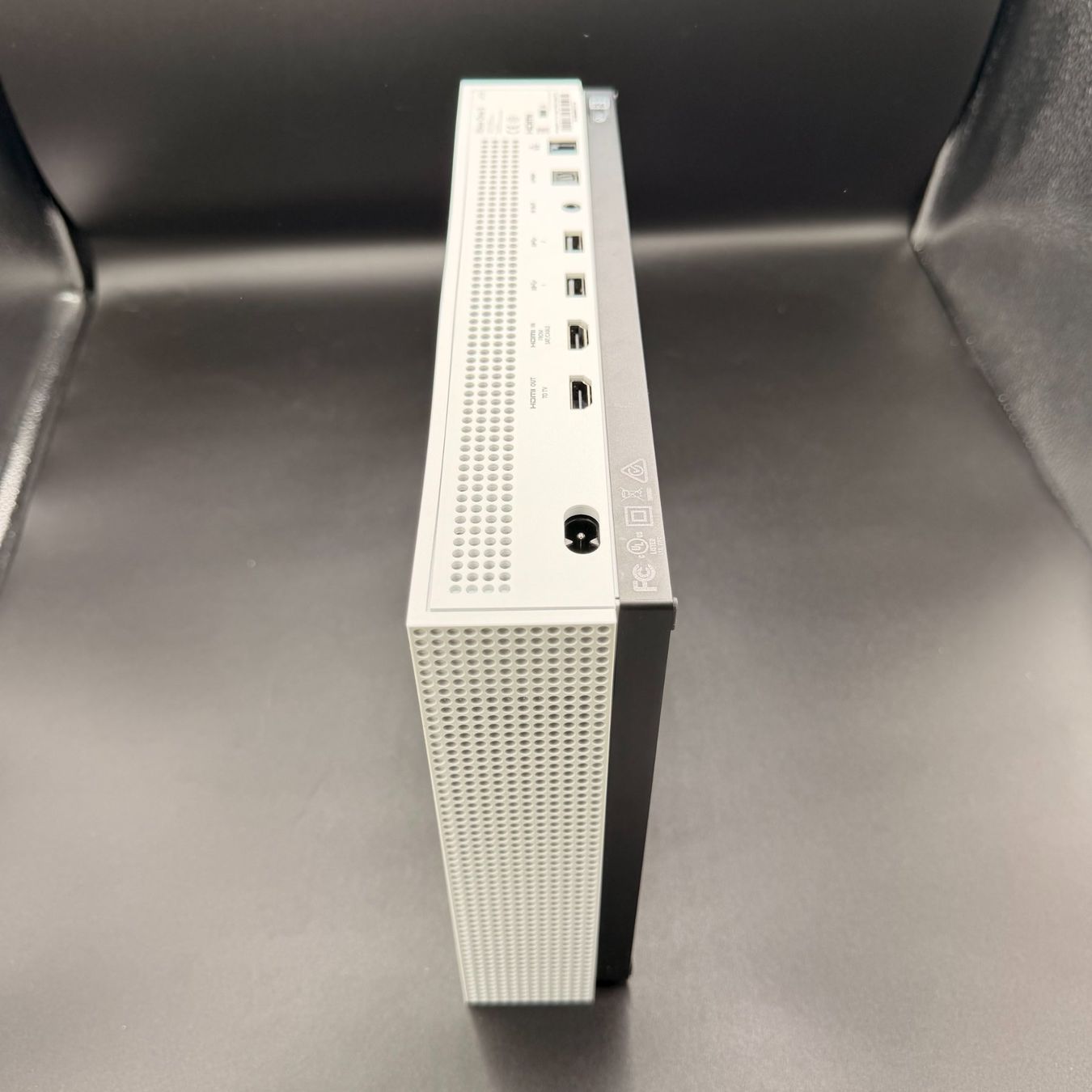 Microsoft Konsolen: Xbox One S Weiss inkl. Controller & Kabel – Gebraucht aus Düdingen von Nerdworld 7