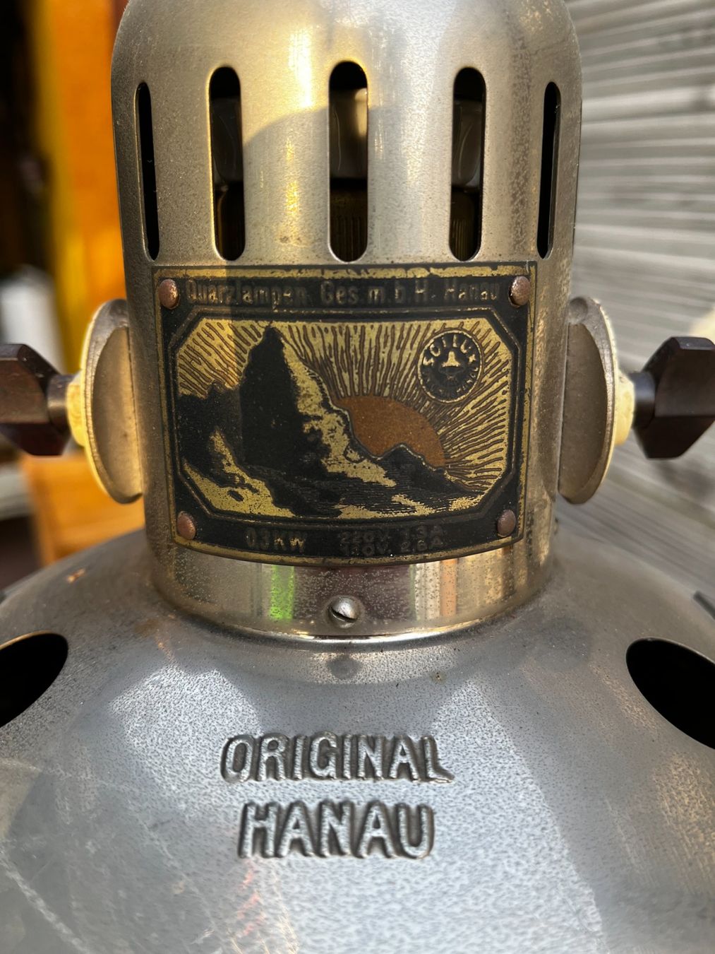 Lampade: Antike Quarzlampe Original Hanau – Usato da Feuerthalen venduto da danielspycher 5