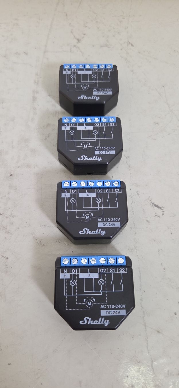 Shelly Interruttori: 4x Shelly Plus 2PM – WLAN-Schaltmodule – Nuovo (secondo la descrizione) da Küssnacht am Rigi venduto da _DealFactory_ 2