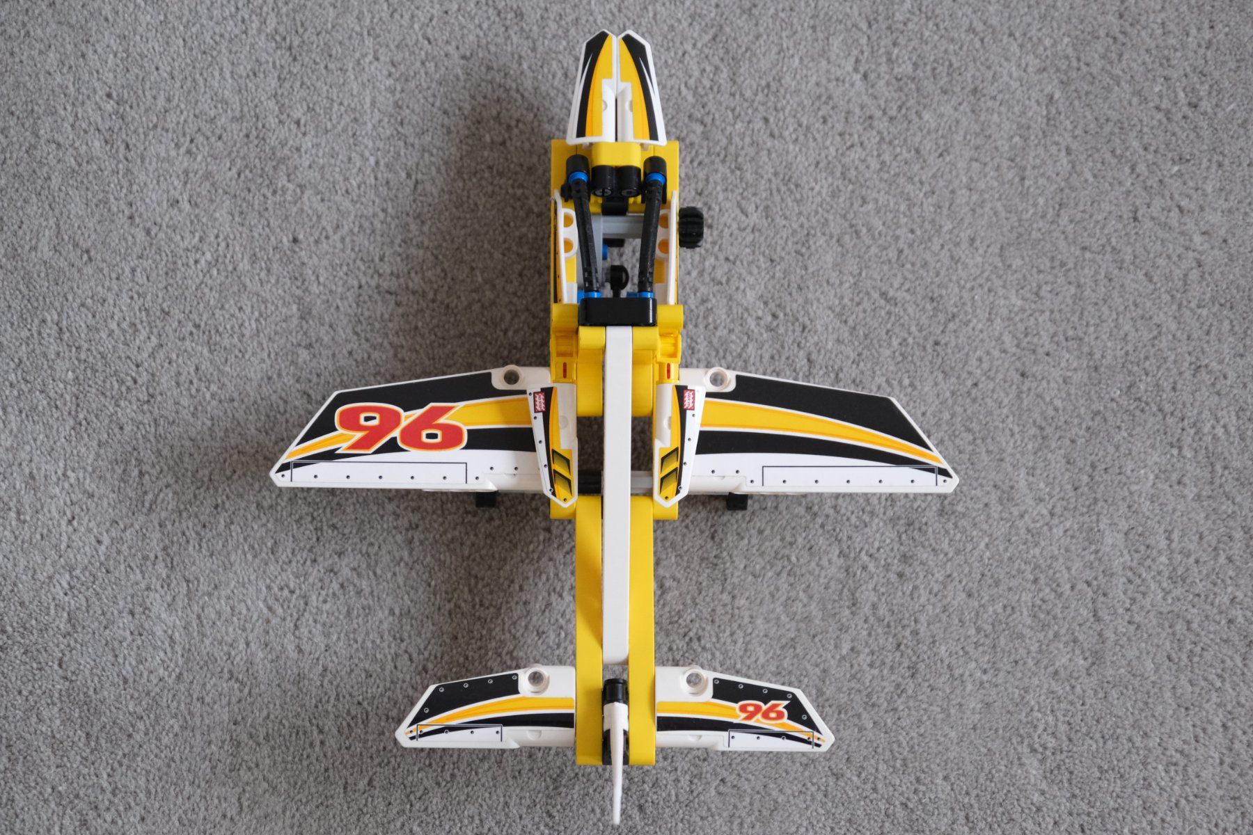 Lego Kit di costruzioni: Lego Technic set 42044 Düsenflugzeug / Avion – Usato da Nyon venduto da JJZA 9