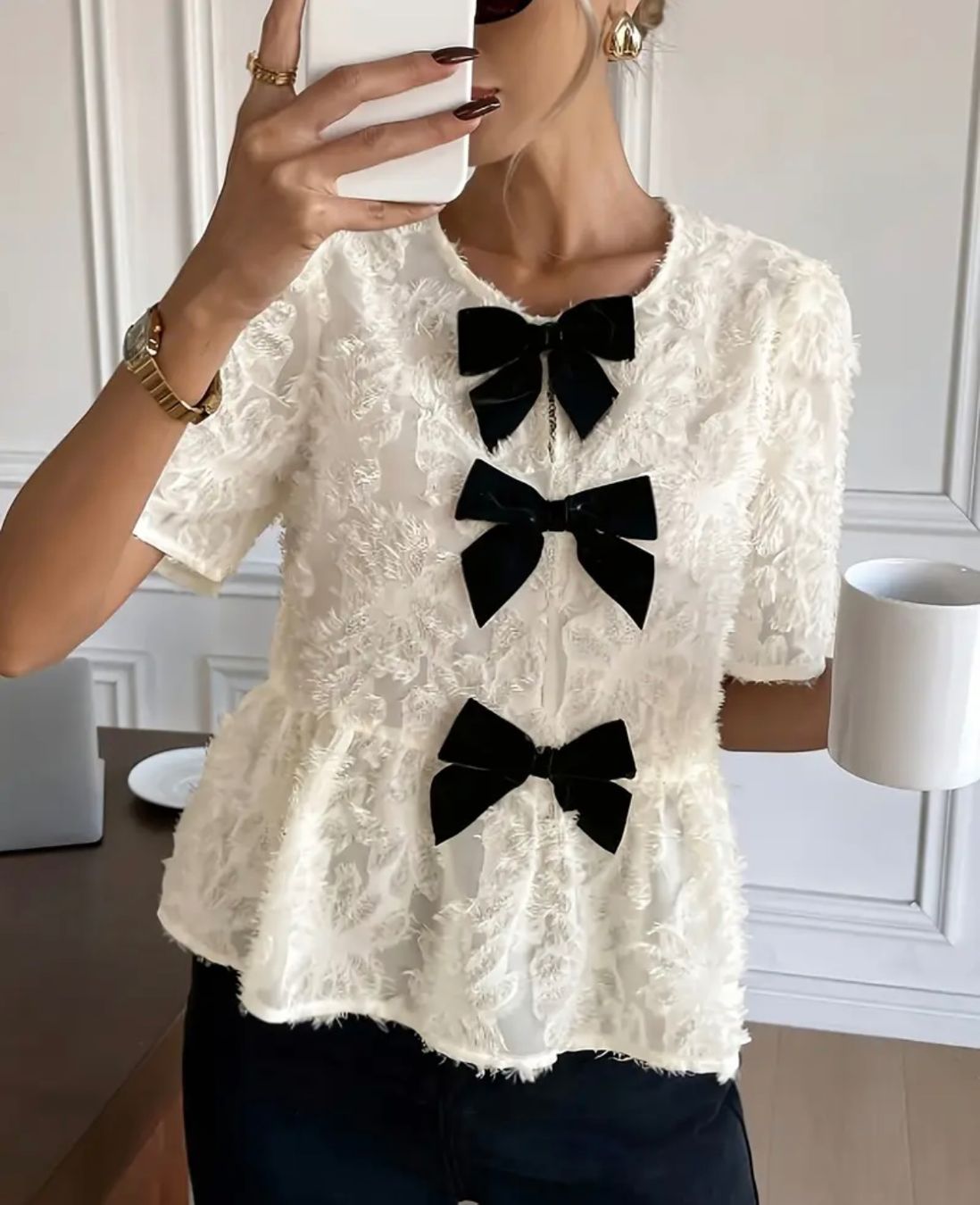 Camicette: Wunderschöne Bluse mit Samt-Schleifen - S/M - NEU! – Nuovo e nell'imballaggio originale da Pfäffikon SZ venduto da ansyyy