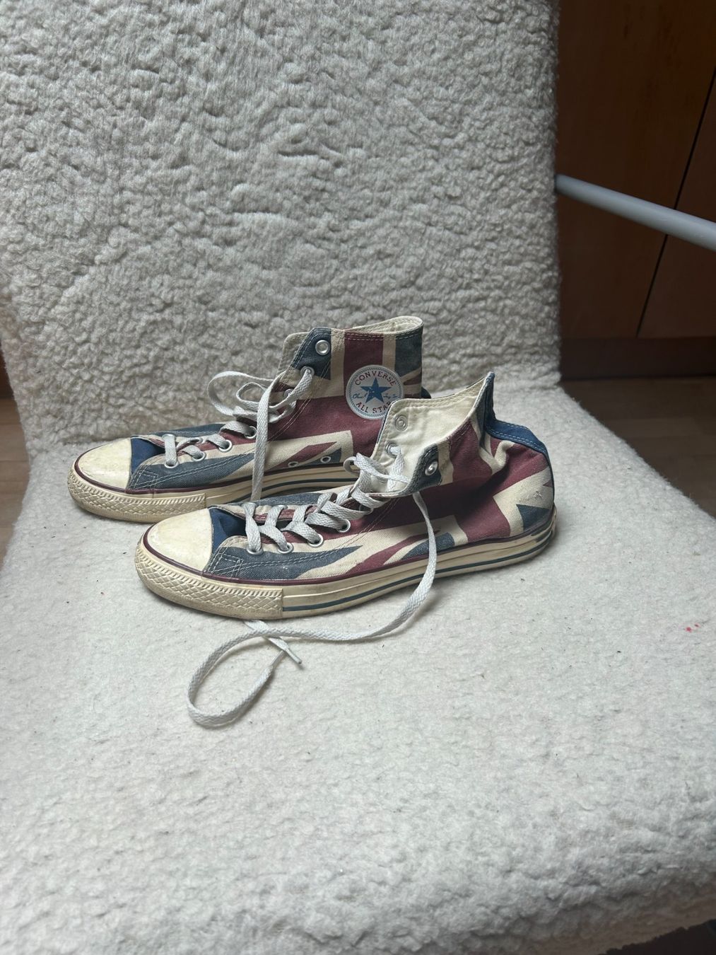 Scarpe da uomo: Converse Turnschuhe, Great Britain Design, Grösse 43 – Usato da engelburg venduto da Artcase
