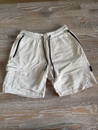Shorts Bershka beige Grösse M guter Zustand