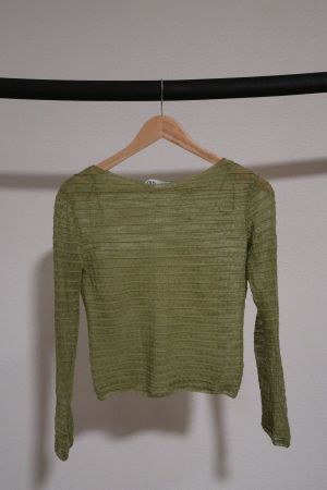 Zara Top grün – leicht & elegant
