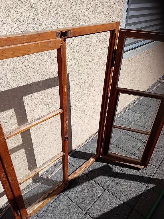 Fenêtres: Gebrauchte alte Fenster – D'occasion à Ettiswil par Angidah72 2