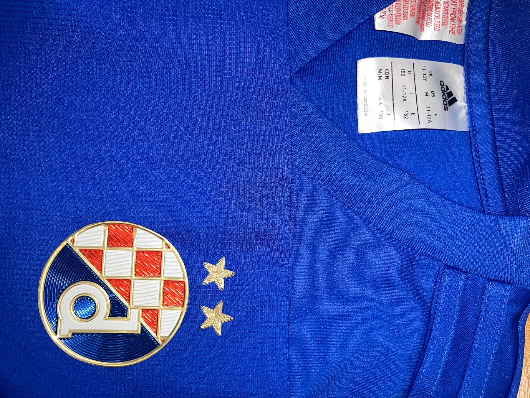 Adidas Trainer, Turnhosen & -trikots: Maillot de foot Dinamo NEU – Gebraucht aus Cologny von PEACEANDLOVE 4