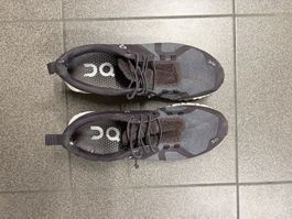 On Running Cloud Laufschuhe grau gebraucht guter Zustand