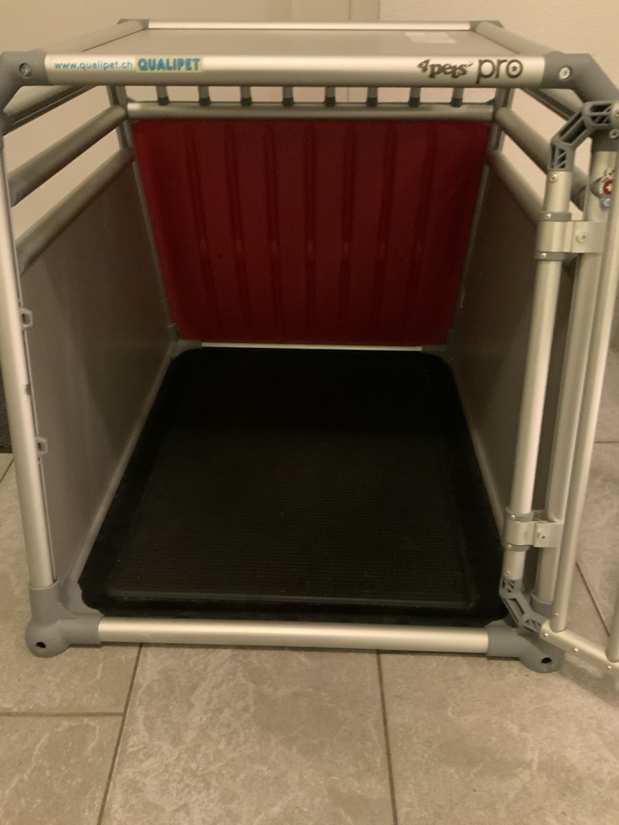4pets Gabbie, trasporto & Sicurezza: DOGBOX PRO 3 – Usato da Magden venduto da Jackevaro 1