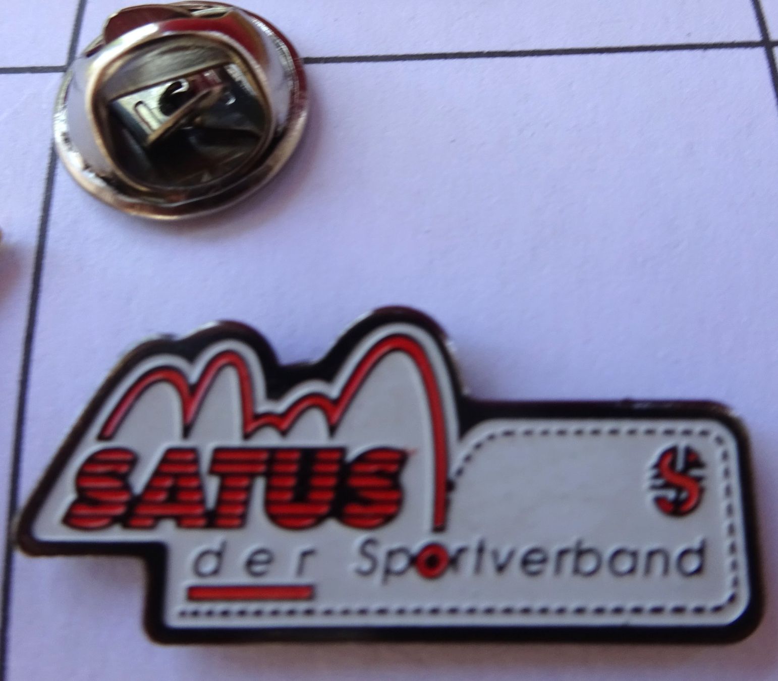 Placchette & Badge: Pin  SATUS der Sportverband – Usato da Utzenstorf venduto da BUtter81