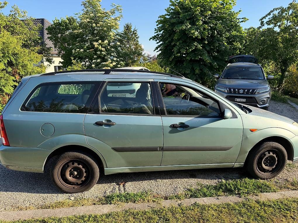 Autos: Ford Focus 1.6 16V expertisée  – D'occasion à Neuchâtel par ilonkae 2