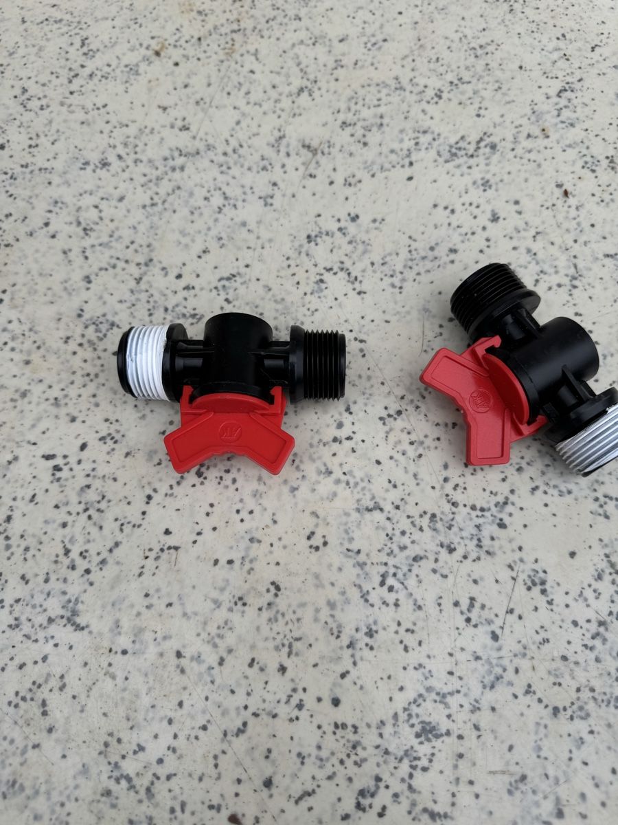 Tubi & Tubi flessibili: Wasser Leitungs schliesstück – Usato da Dübendorf venduto da Sachs621 1