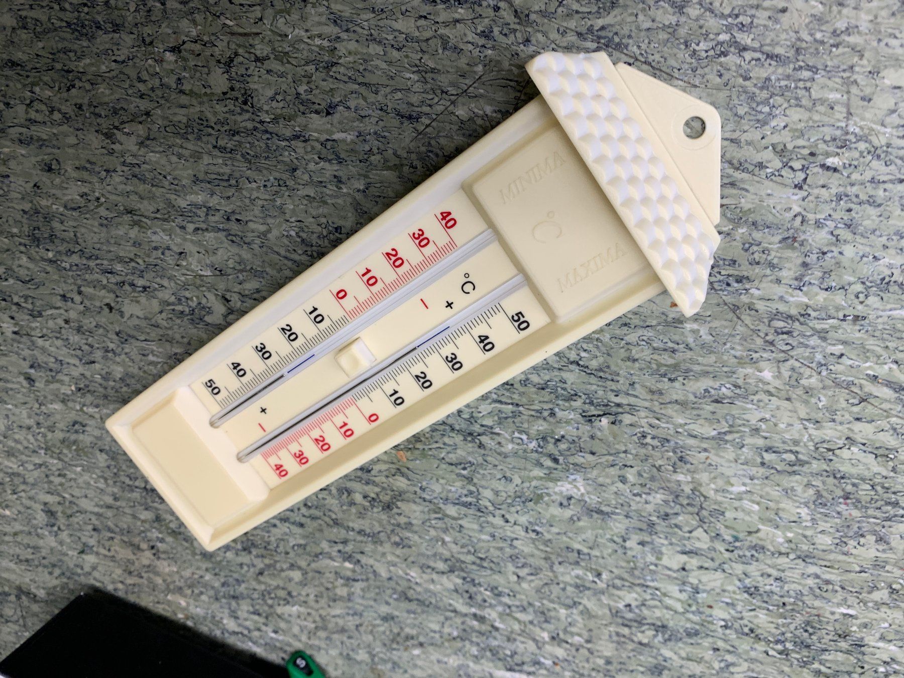Sonstiges für Haushalt & Wohnen: Min-Max Thermometer Kunststoffgehäuse – Gebraucht aus Rickenbach SZ von Frickler 4
