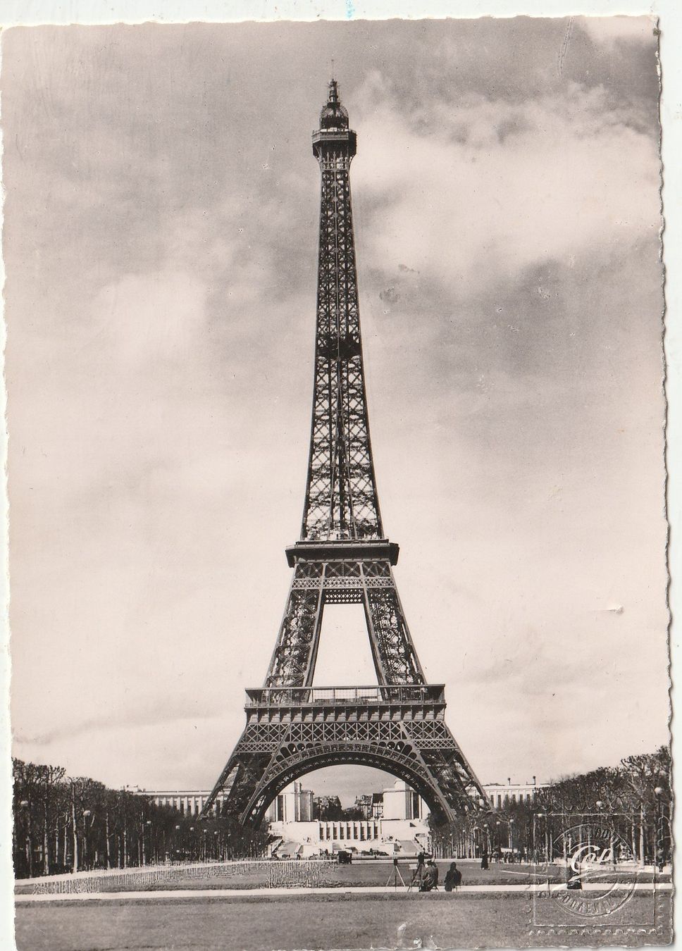 Cartoline postali: Paris Eifelturm – Usato da Lumbrein venduto da made02