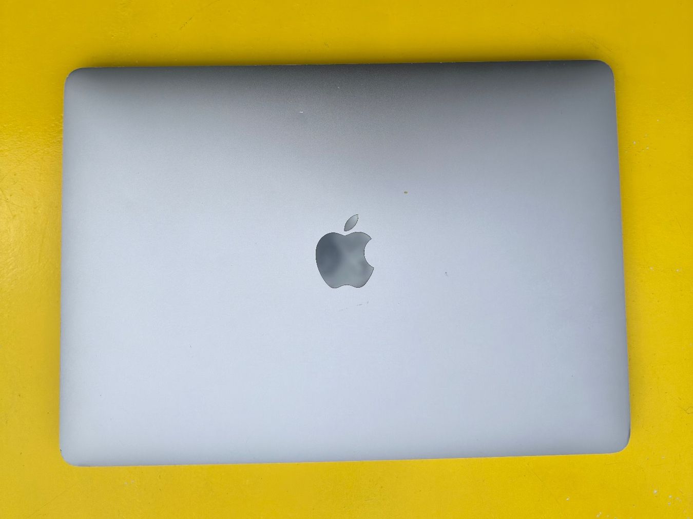 Apple Notebooks: MacBook Pro 13", M2, 2022, 1TB, 24GB – Gebraucht aus Glarus von lea_5lcy 1