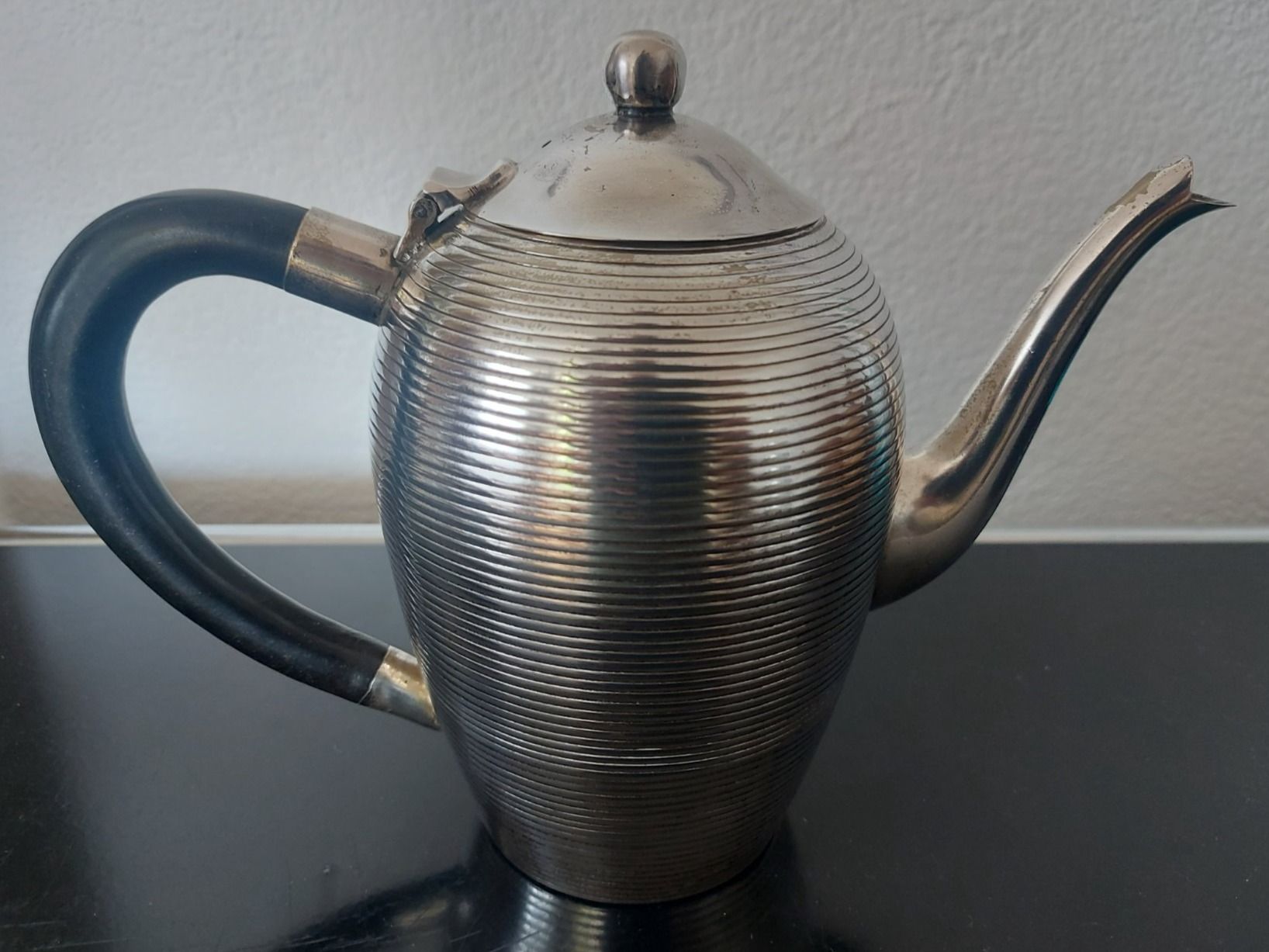 Teiere: Design Kaffeekanne Silber, Ebenholzgriff – Usato da Pfäffikon ZH venduto da eric0113 1