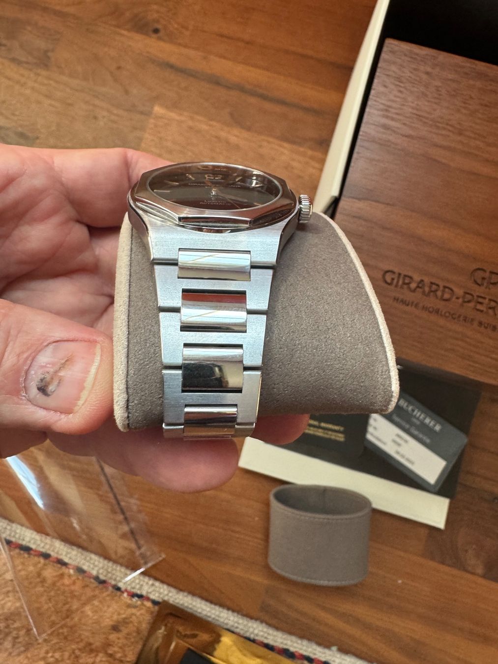 Eternity Edition Girard Perregaux Laureato Prezzo La Esmeralda