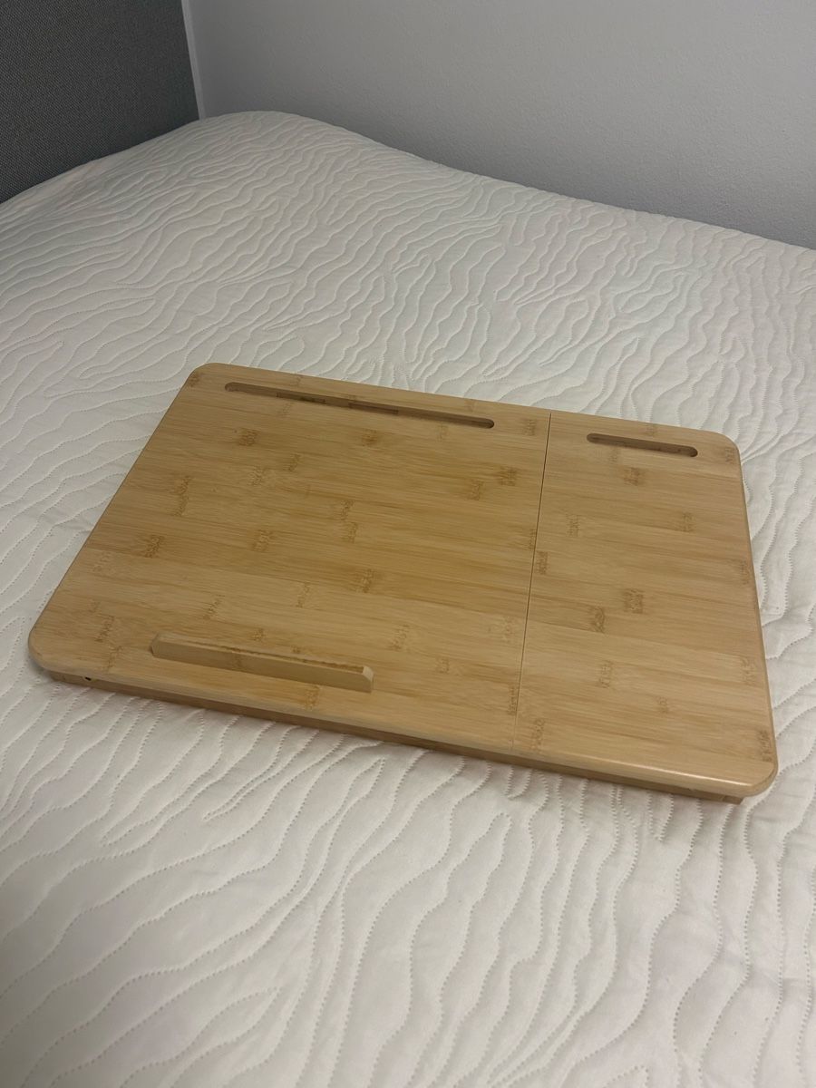 Tavoli: Laptop Tisch verstellbar, neu – Nuovo (secondo la descrizione) da Vitznau venduto da SmartFinds 2