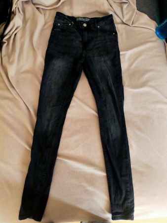 Schicke schwarze Skinny Jeans, Top Zustand, Grösse 27