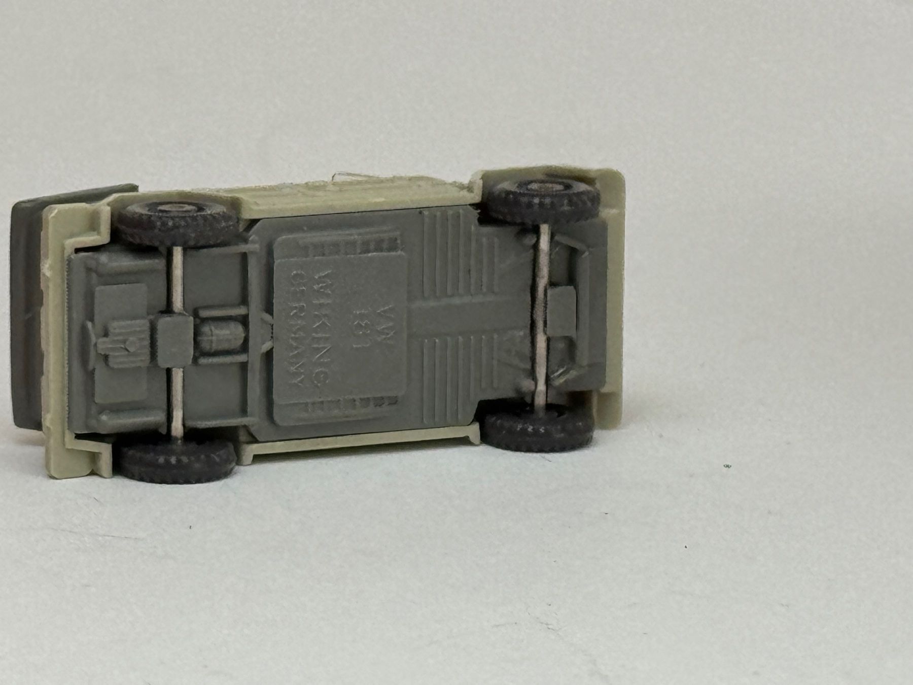 Wiking Modellini d'auto: SG-  Wiking VW 181 Cabriolet hellgelbgrau – Usato da Elm venduto da Wikmtz 2