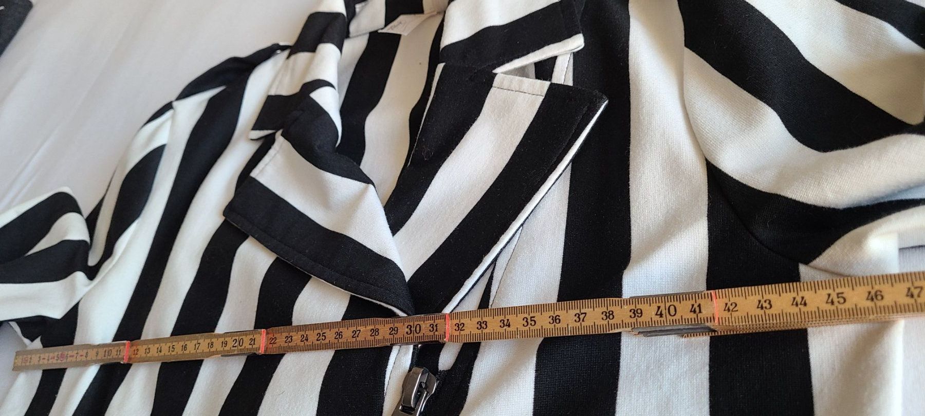 Giacche: Jacke von Forever 21, Gr. S – Usato da Basel venduto da Luzora 5