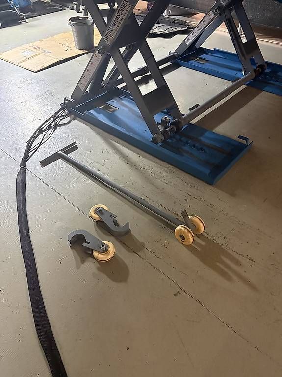 Piattaforme elevatrici & Crick: Autolift Scherenlift Mobil – Usato da Derendingen venduto da per_gwh9 1