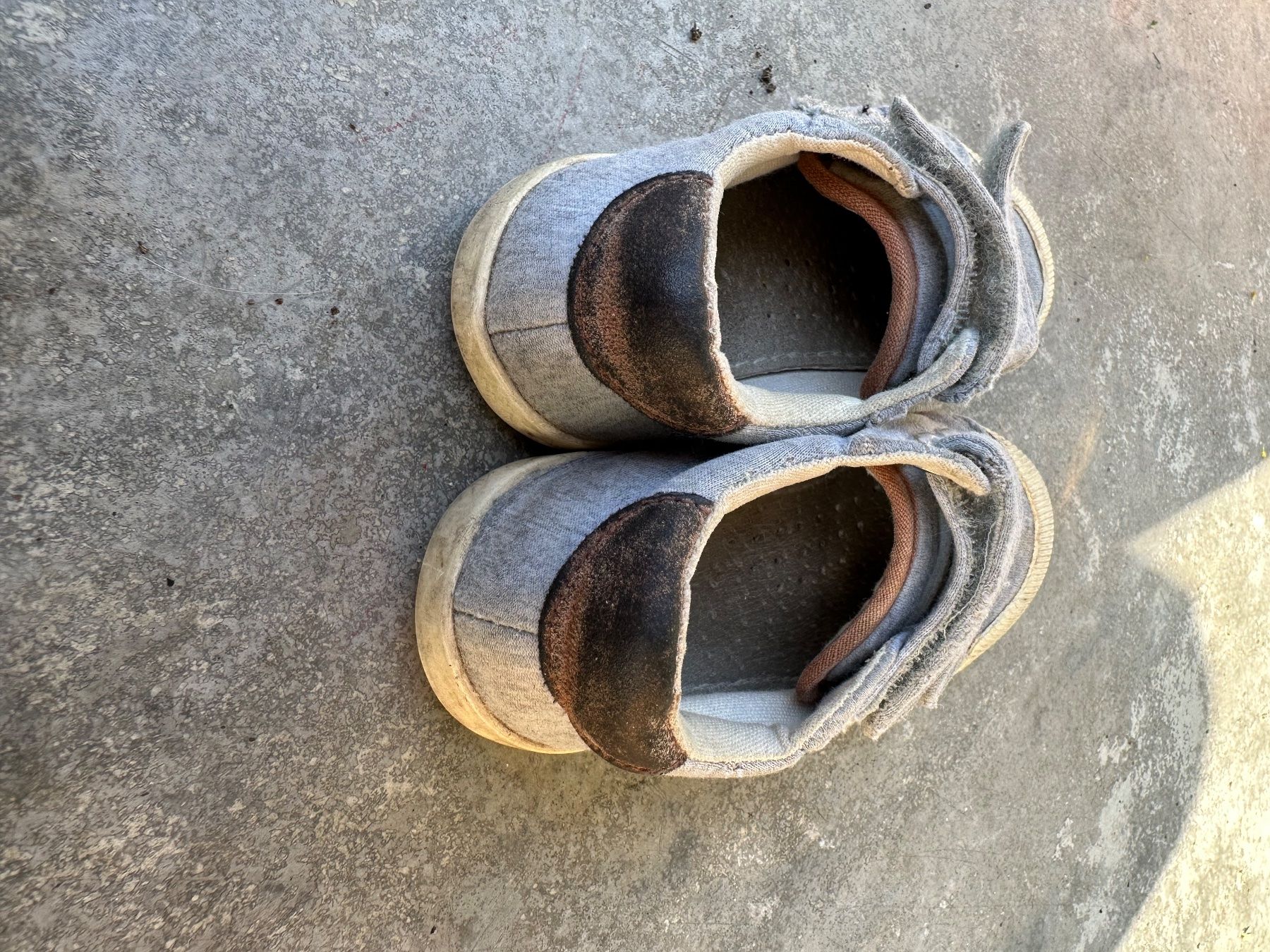 Vertbaudet Chaussures garçon: Sommerschuhe 22 – D'occasion à Zürich par chemostat 1