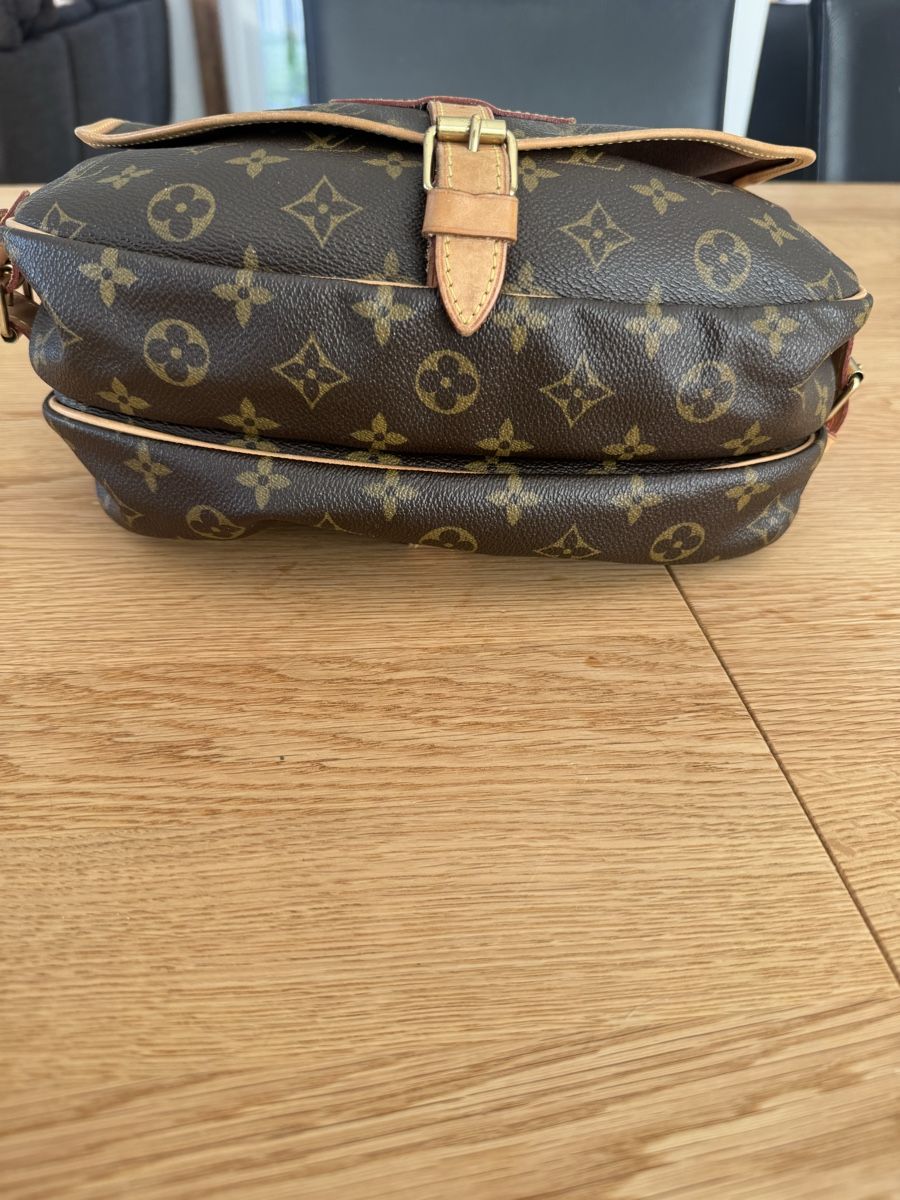 Louis Vuitton Sacs femmes: Louis Vuitton crossbody bag monogram  – D'occasion à Mur (Vully) VD par luxproducts 3
