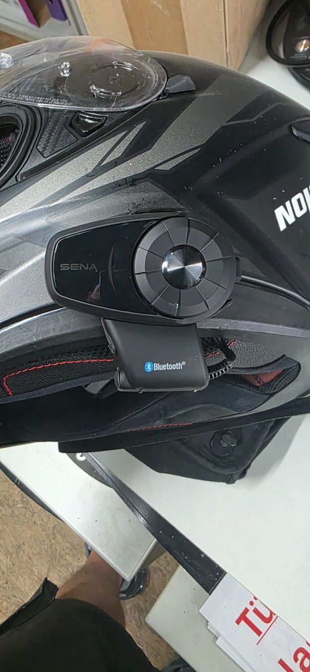 Radiocomunicazione: Sena Motorradfunk – Usato da Kriens venduto da inf_xcd7