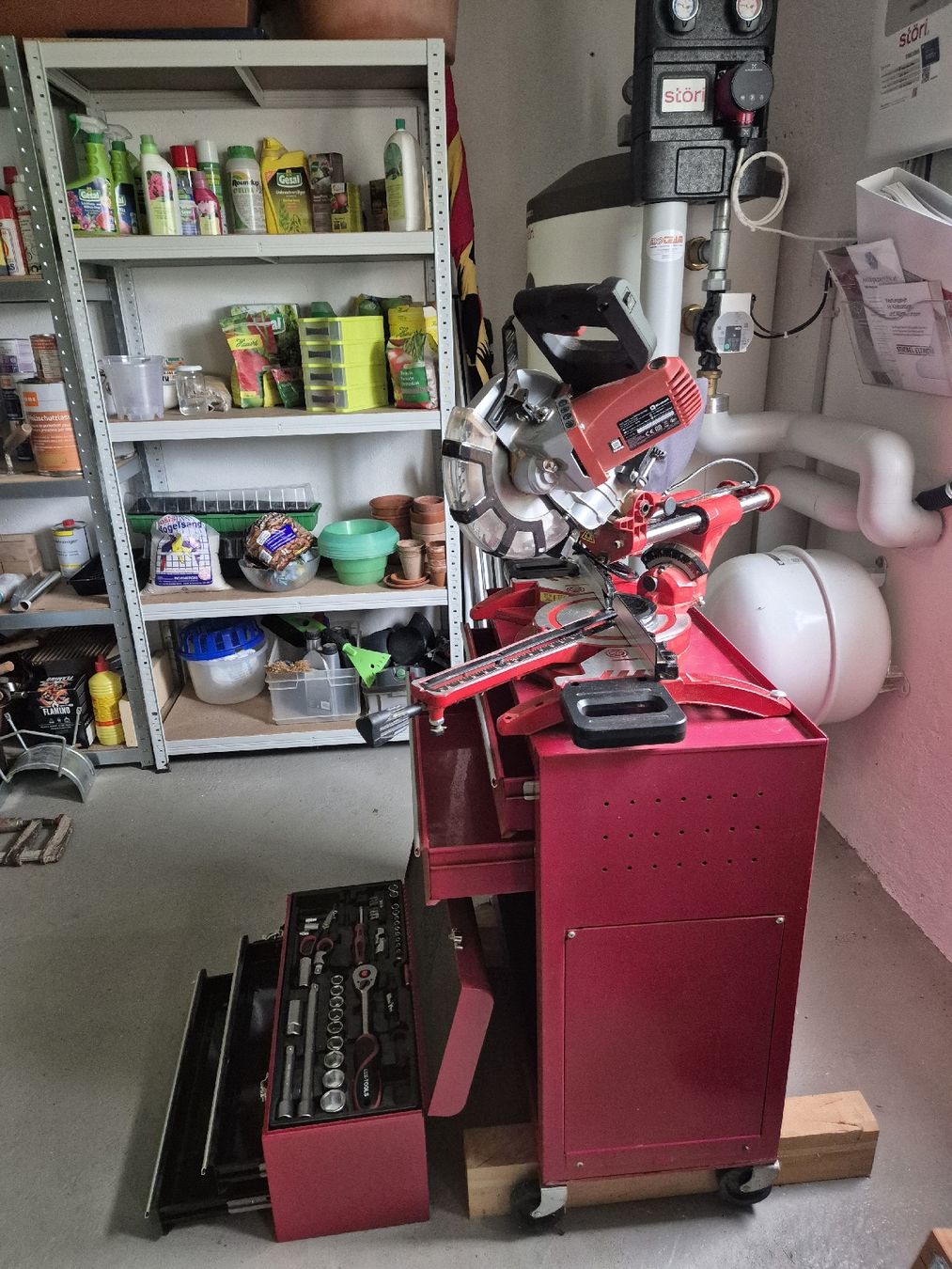 Einhell Tous les outils: Kappsäge Einhell mit Werkzeugwagen und Werkzeugsatz – D'occasion à Wimmis par Tigi37 2