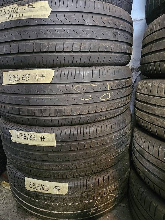 Altro in Scrittura & Disegno: 4 GOMME PIRELLI 235 65 17 ESTIVE  – Usato da Biasca venduto da autolowcost