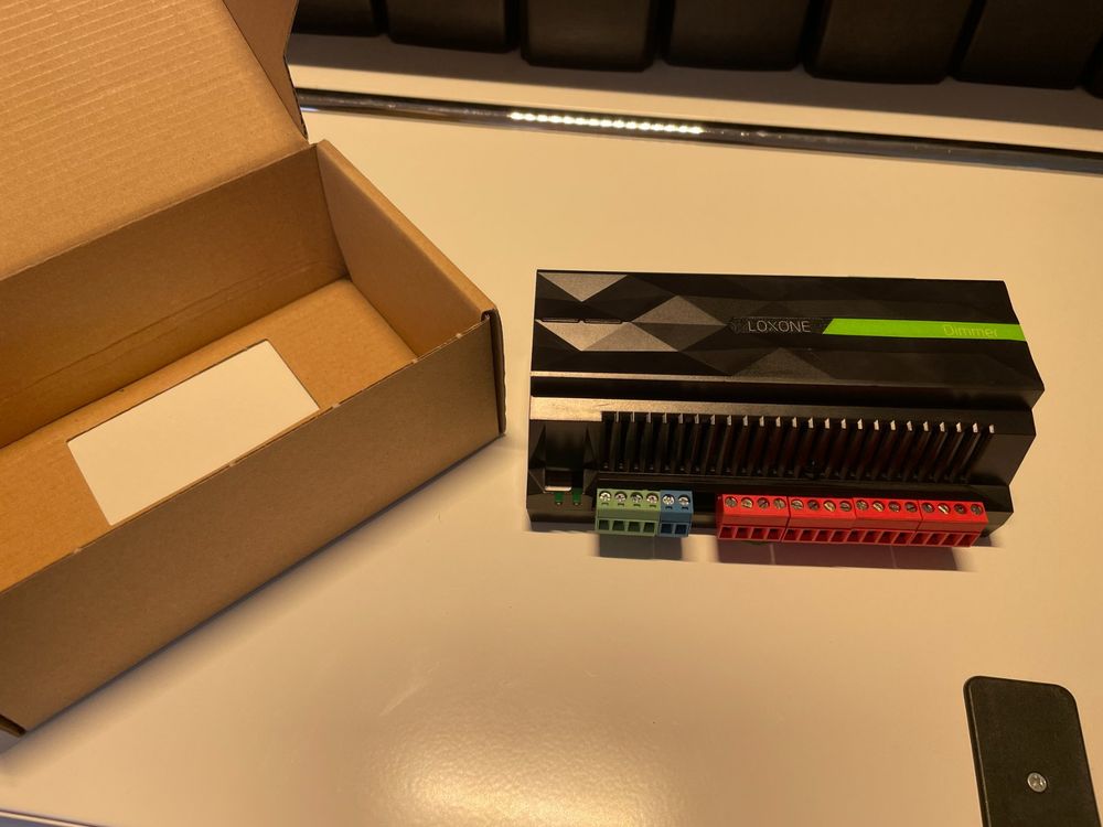 Loxone Dimmer Extension / Kanal 2 defekt! Kaufen auf Ricardo