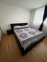 Doppelbett schwarz mit Simmons Lotus Matratze gebraucht