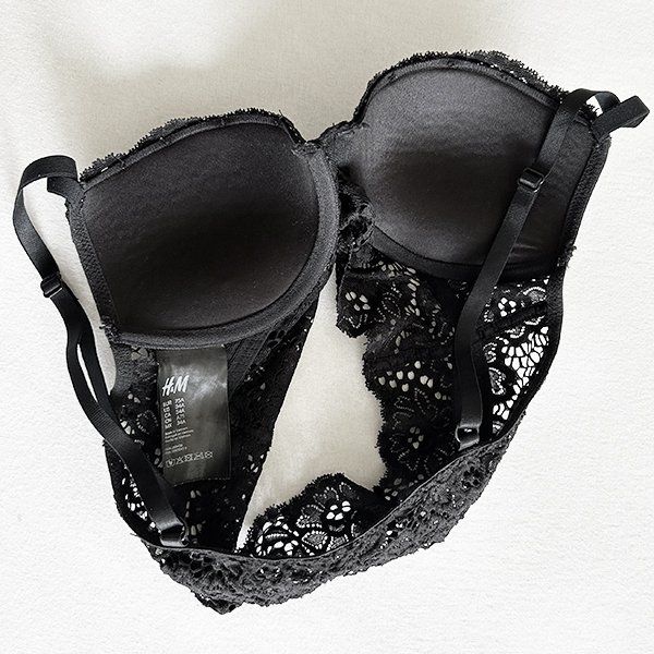 H&M Altra biancheria intima: BRALETTE | Wattierter BH aus Spitze 75A | Bustier – Usato da Engelburg venduto da Rmueller 4