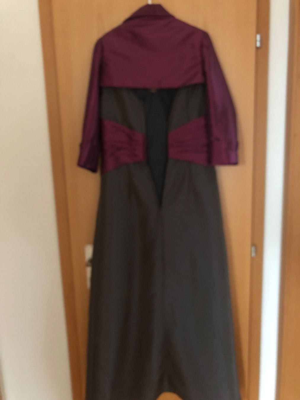 Vestiti: Festkleid – Usato da Deitingen venduto da Fabiandeitingen 5