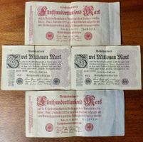 4 Reichsbanknoten 1923  4 Billets du Reich de 1923