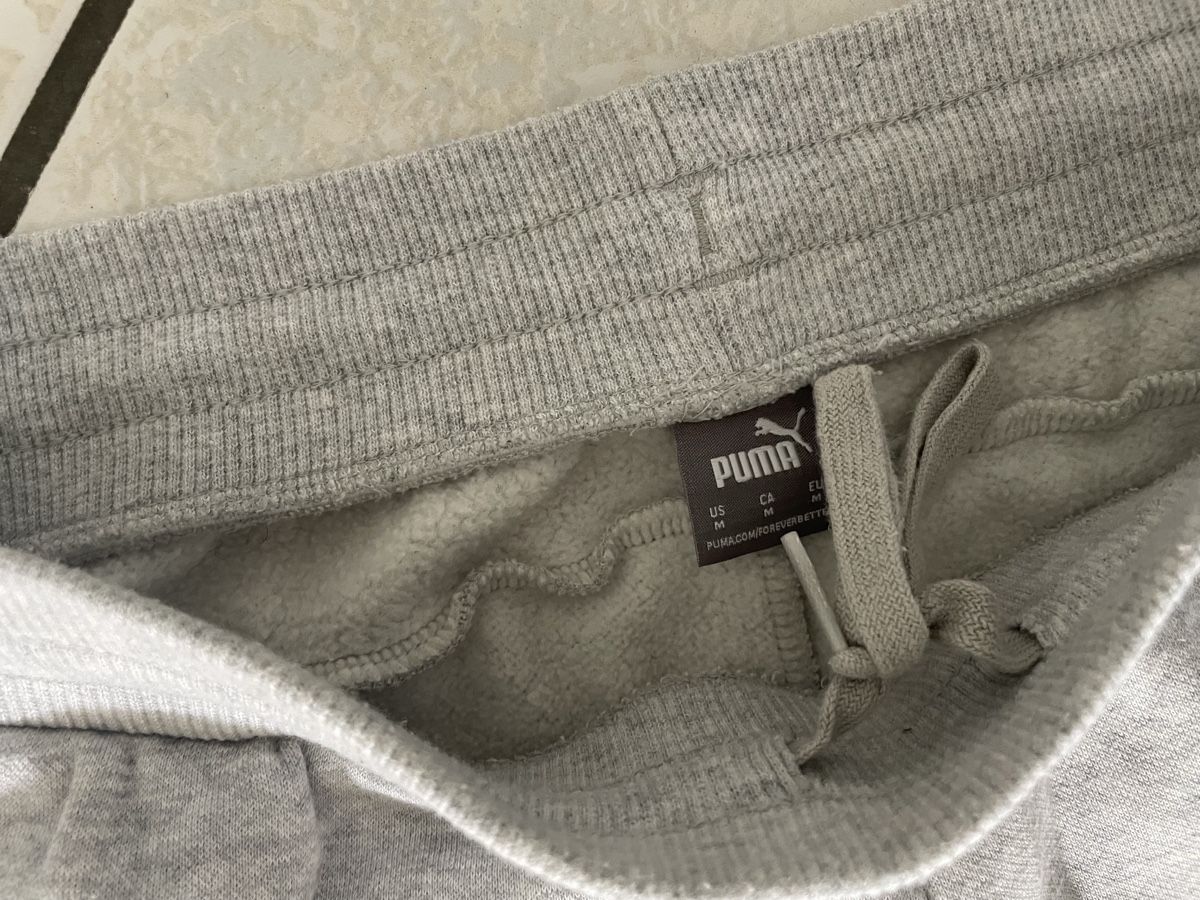 Pantaloni: 2er Pack Jogginghosen Puma & Adidas Gr. M – Nuovo (secondo la descrizione) da Bubendorf venduto da KaubkueRe 4