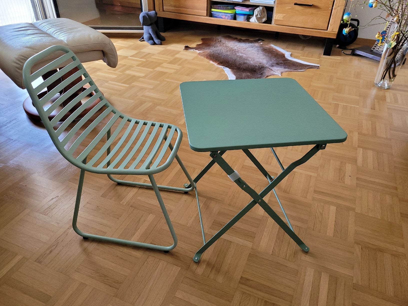 Giochi: Kindertisch und Stuhl Balkon – Usato da Perlen venduto da Safari_23