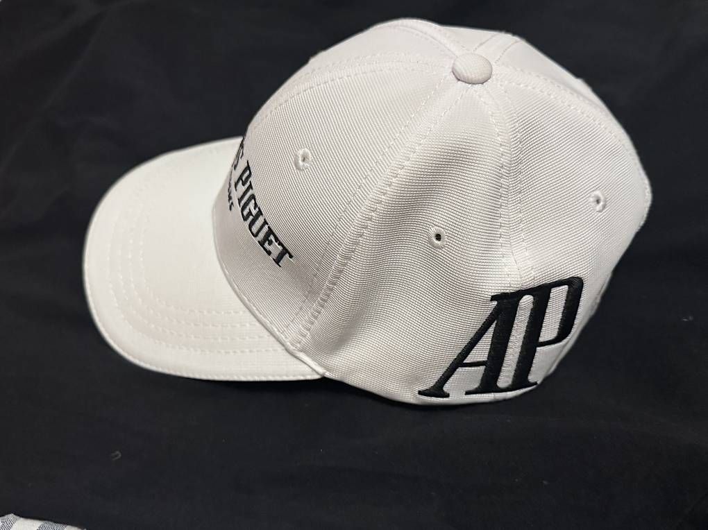 Altro in  Abbigliamento & Accessori: Casquette AUDEMARS PIGUET – Usato da L’Orient venduto da foi_7rk7 1