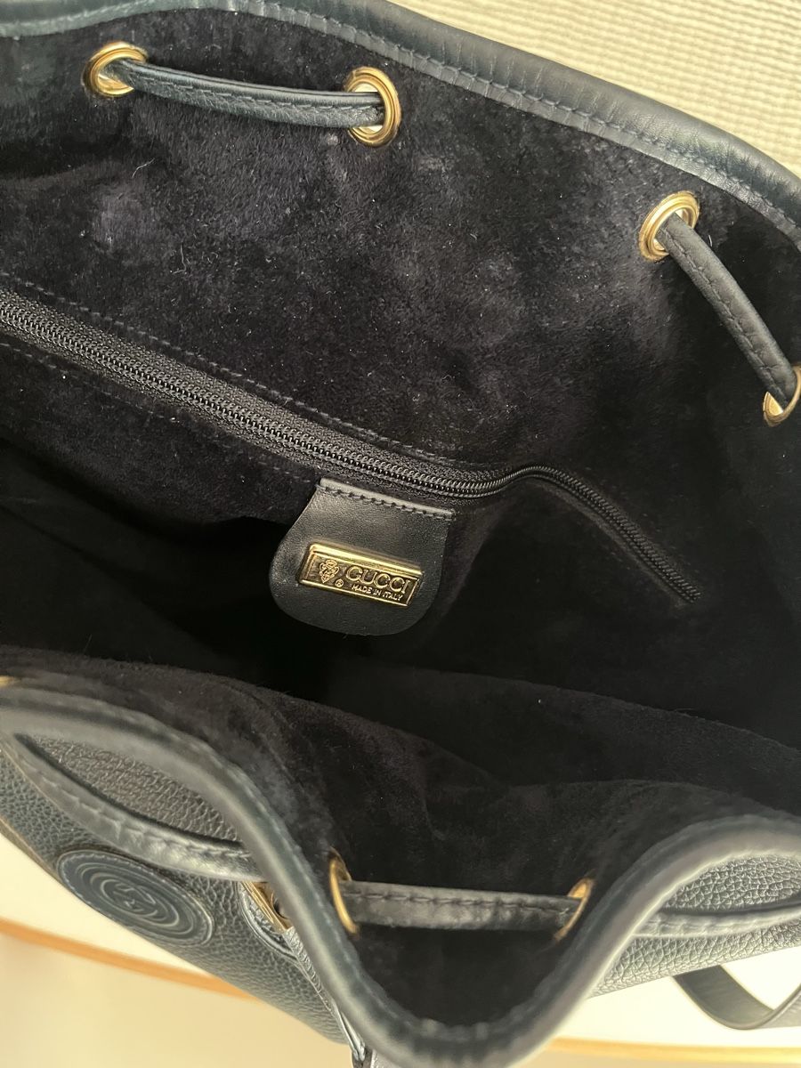 Gucci Borse: Gucci Vintage Navy Bucket Bag – Usato da Männedorf venduto da Helenanne 7