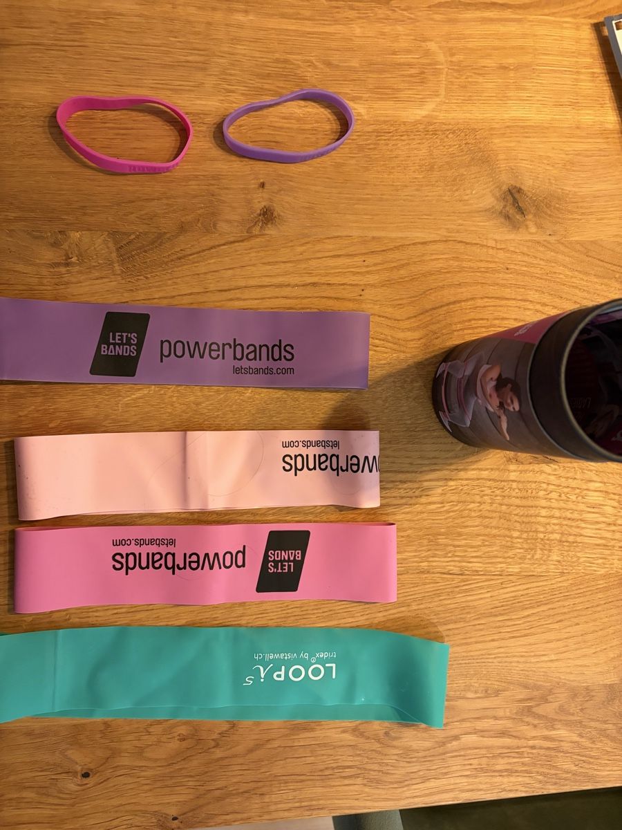 Altro in Bricolage: Fitnessbänder 6 Stück – Nuovo (secondo la descrizione) da Henau venduto da martina_1998