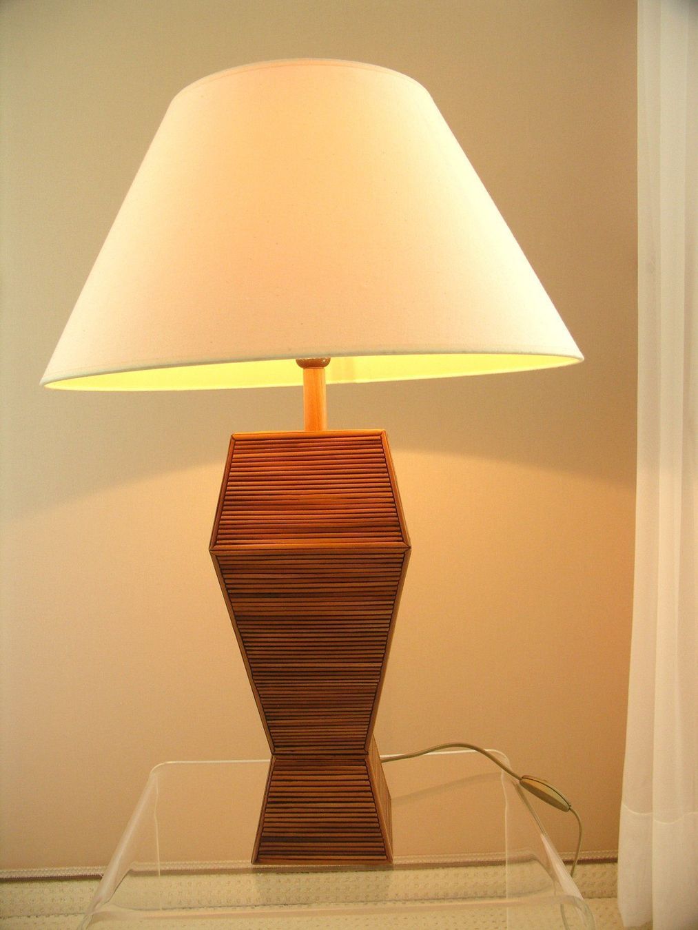 Lampade: Designer Lampenfuss, NP: 200.- – Nuovo (secondo la descrizione) da Adliswil venduto da JanineT. 2