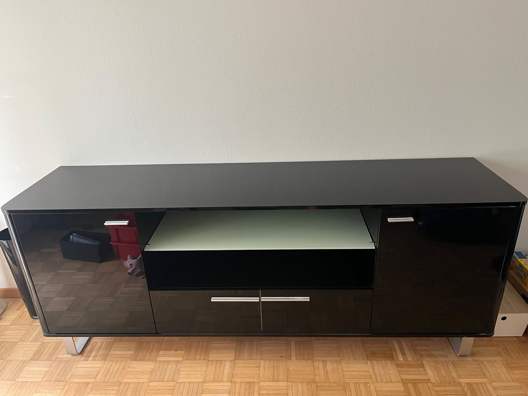 Cassettiere: Side Board schwarz Hochglanz – Usato da Zürich venduto da Daen1515