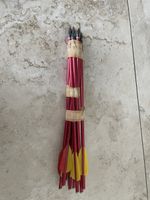 Pfeil Set Aluminium rot gelb 8 Stück guter Zustand