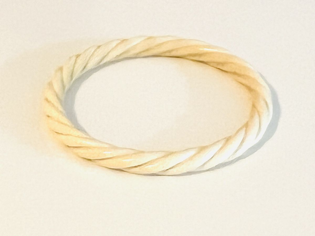 Bracciali & Braccialetti: Vintage Antique Ivory Twist Bangle Bracelet – Usato da Rüschlikon venduto da topswissvintage 1