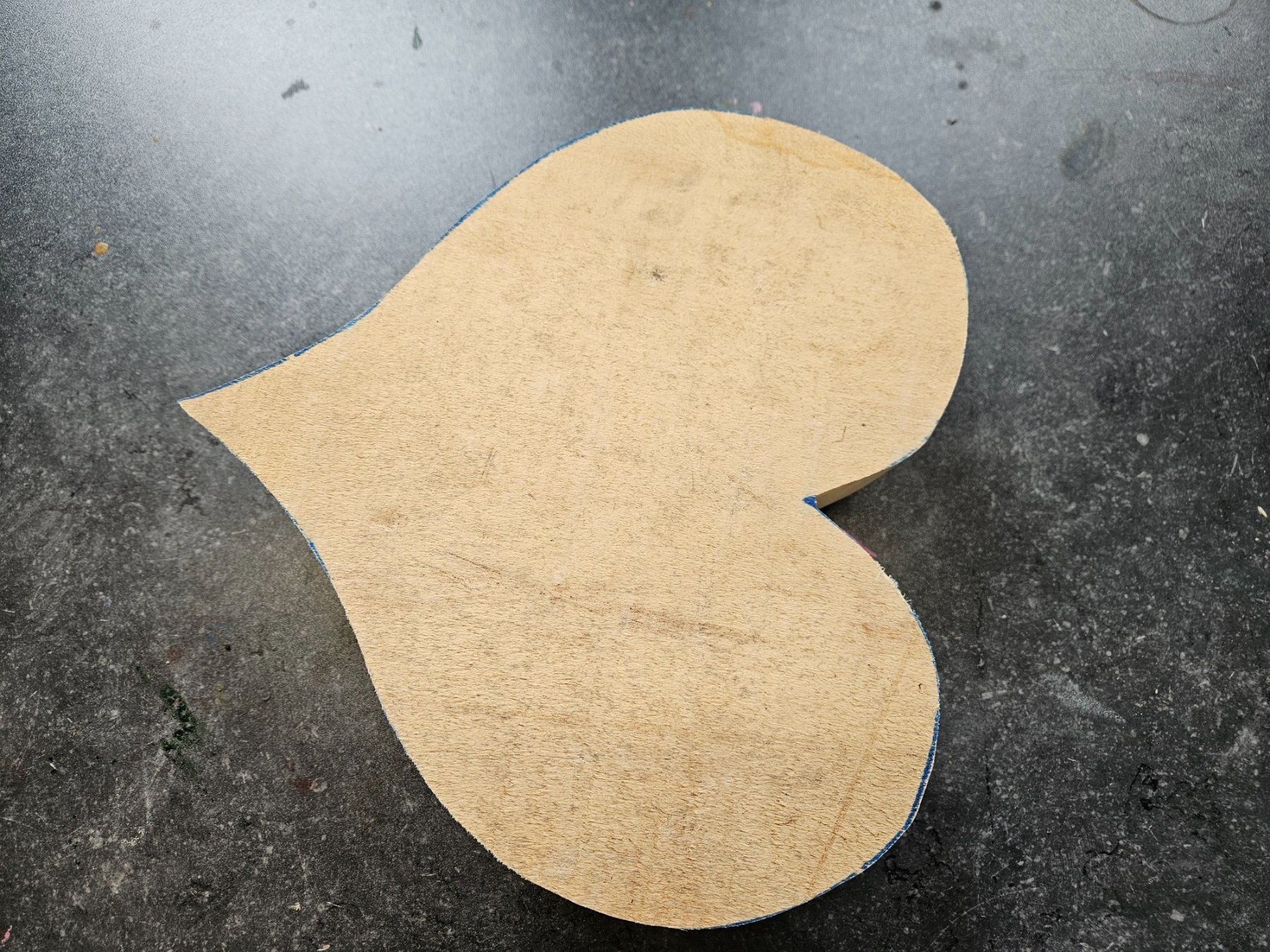 Tutte le decorazioni: Linden Holz Dekoherzen mit Rinde – Nuovo (secondo la descrizione) da Schangnau venduto da Egliholzbildhauerei 5