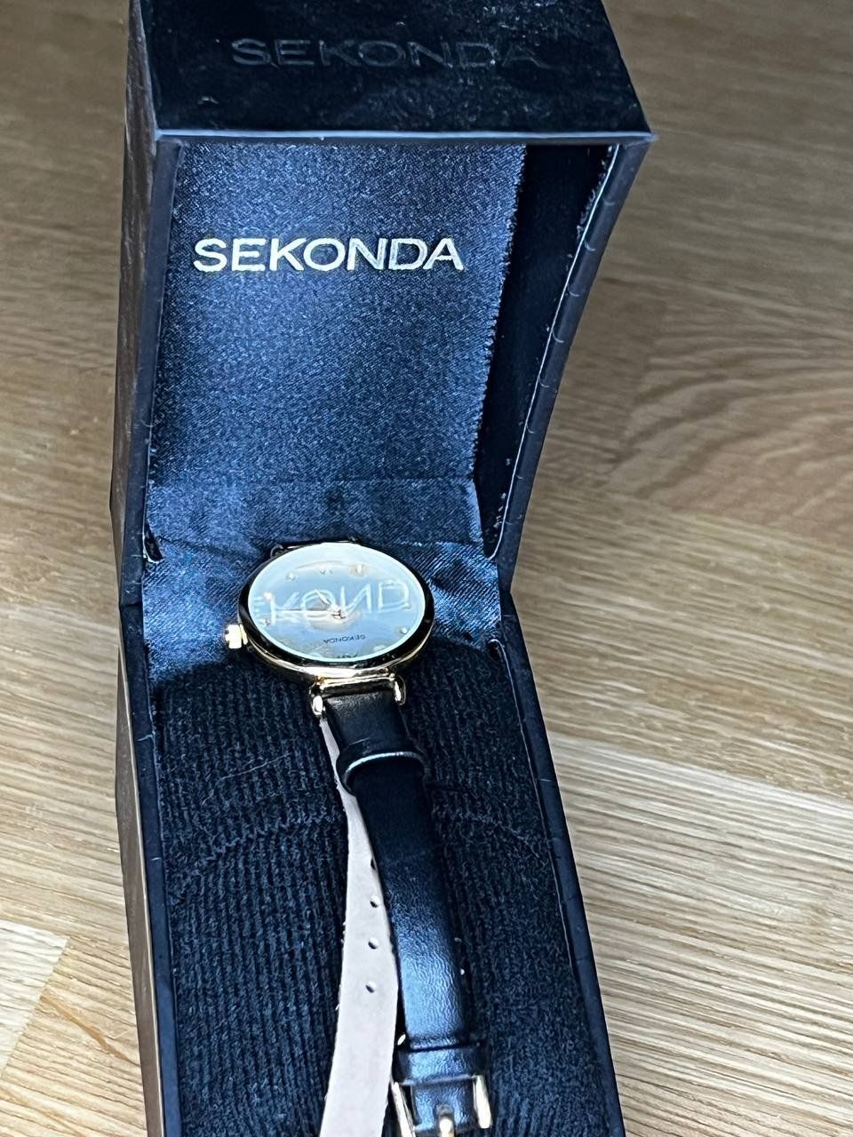 Orologi: Uhr Sekonda Defekt – Difettoso da Riehen venduto da edu_92w7 1