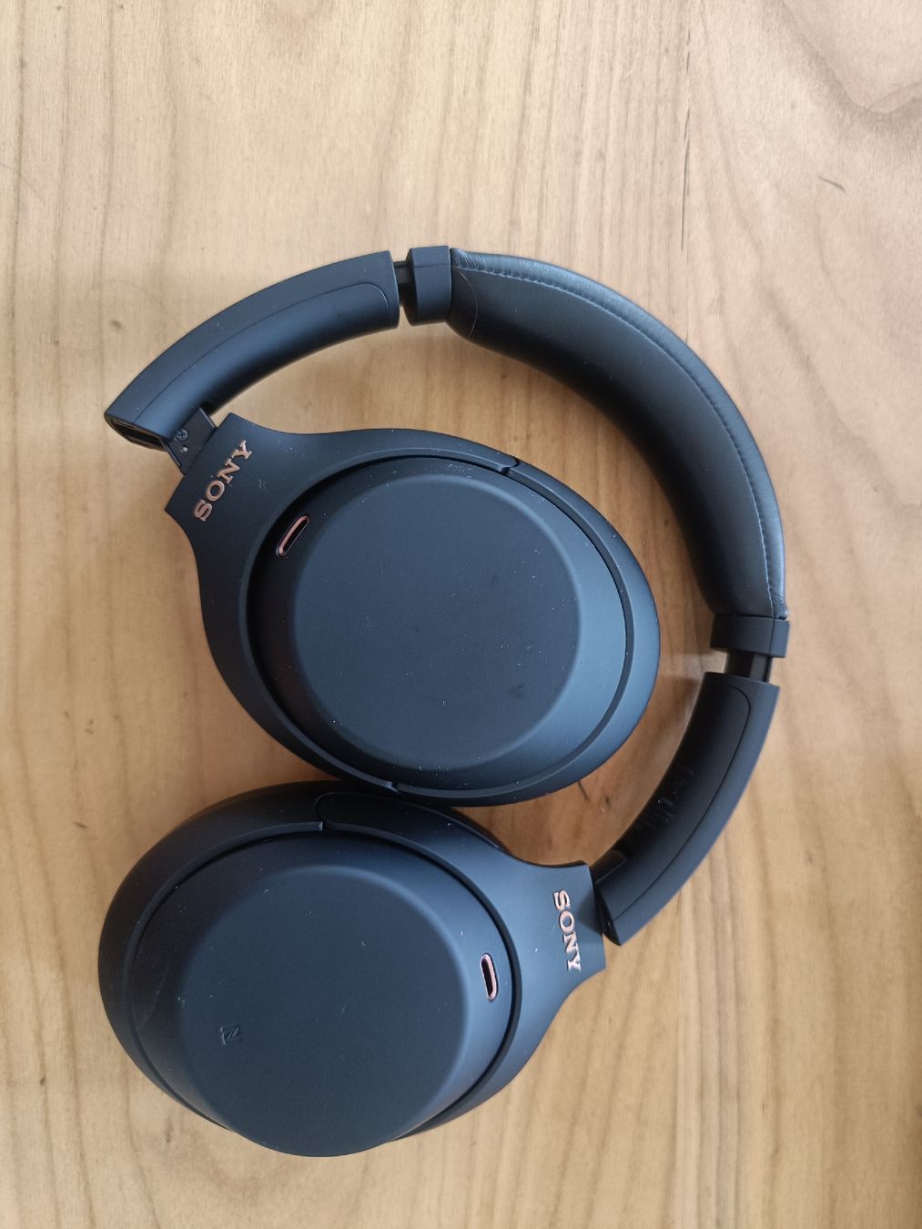 Sony Casques audio: Sony WH-1000XM4 Kopfhörer  – D'occasion à Biel/Bienne par moserboser