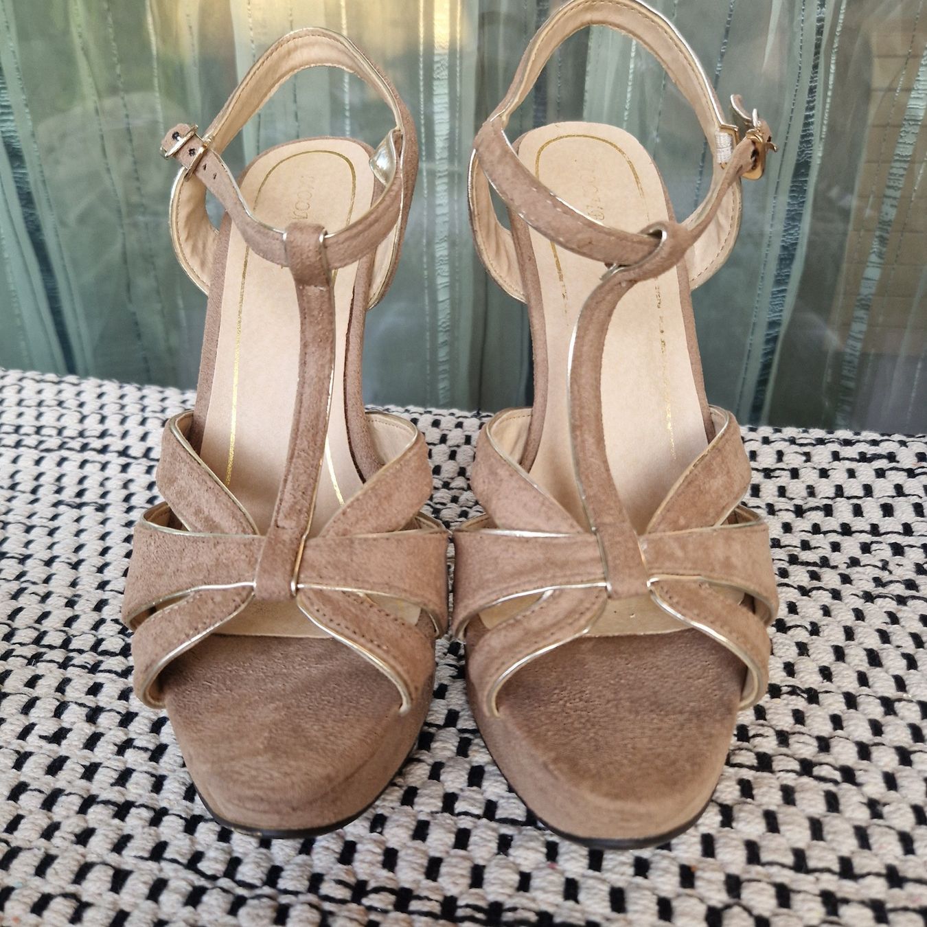 Scarpe da donna: beige High Hells / Pumps Gr. 38 – Usato da Nendeln venduto da Zopfie_ 3