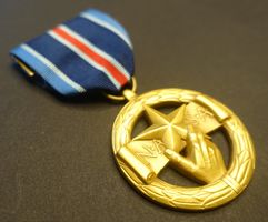 NASA  Exceptional Bravery Medal  Tapferkeitsmedaille